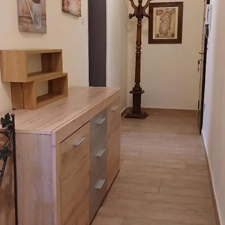 Rosa's Flat *